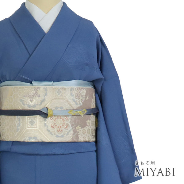 色無地 リサイクル 身丈160.5cm 裄64.4cm 袷 花菱柄 ブルー Lサイズ セミフォーマル お洒落 一つ紋 正絹 広衿 地紋あり Bランク