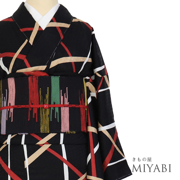 小紋 リサイクル 身丈168cm 裄66.4cm 袷 麻の葉の地紋にデザイン籠目柄 ブラック LLサイズ お洒落 カジュアル 正絹 広衿 未使用品