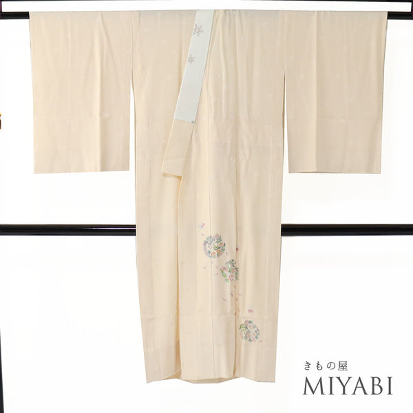 長襦袢 リサイクル 長襦袢 身丈124.2cm 裄67cm 袷 花丸柄 地紋 ベージュ Lサイズ セミフォーマル お洒落 落款 正絹 袖無双 Sランク