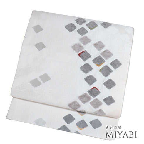 京袋帯 リサイクル 帯丈374cm 全通 幾何学模様 アイボリー Mサイズ 不明 Sランク お洒落 カジュアル