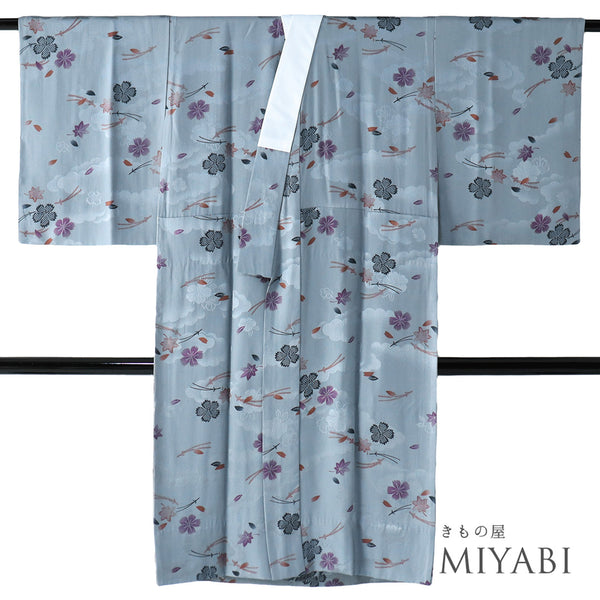 長襦袢 リサイクル 身丈118.5cm 裄62.4cm 袷 撫子や紅葉や松葉柄 地紋 パールトーン加工 後見頃居敷当て付き ブルー SSサイズ お洒落 正絹 袖無双 Aランク