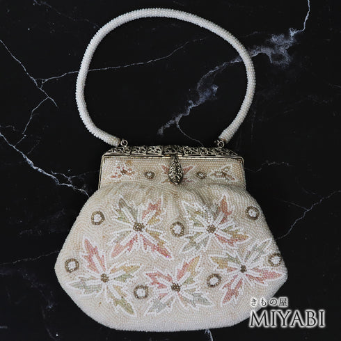 バッグ リサイクル カジュアル アイボリー ビーズ Bランク 花柄 横幅18cm 高さ14cm マチ5cm
