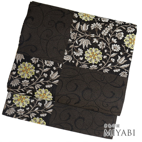 名古屋帯 リサイクル 帯丈372.3cm 六通 花唐草模様 ブラック Mサイズ 正絹 Sランク お洒落