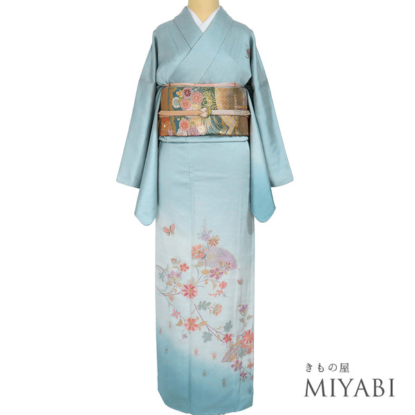 付下げ リサイクル 身丈164.5cm 裄68.6cm 袷 地紙に花や蝶柄 中国汕頭刺繍 ブルー Lサイズ セミフォーマル フォーマル 正絹 広衿 Sランク