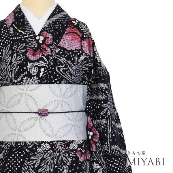 浴衣 リサイクル 夏着物 身丈153cm 裄68cm 夏物 有松鳴海本絞り 斜めに縞にハイビスカス模様 ブラック Sサイズ カジュアル 木綿 洗える着物 バチ衿 Sランク