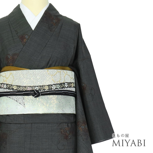 紬 リサイクル 身丈158.8cm 裄63cm 袷 グレー Mサイズ カジュアル お洒落 正絹 広衿 Aランク