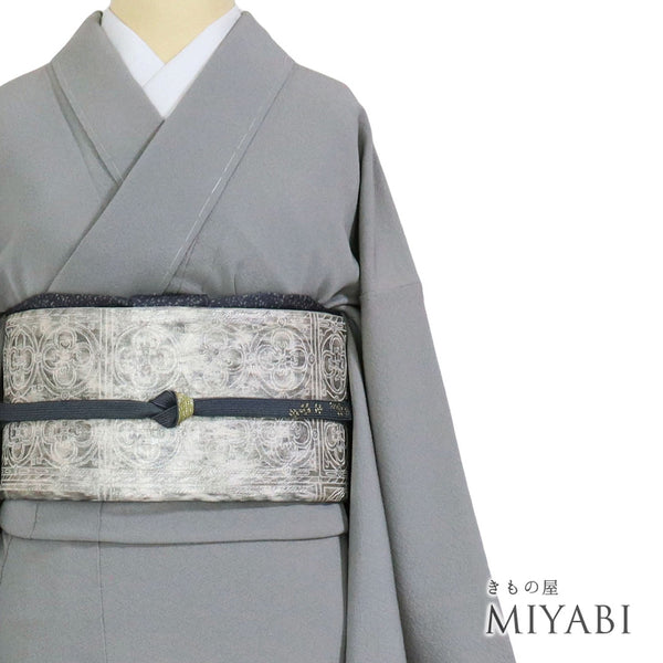 色無地 リサイクル 身丈163cm 裄66cm 袷 超堅牢染 BRF加工 琥珀錦 グレー Lサイズ セミフォーマル フォーマル 一つ紋 しつけ糸 正絹 広衿 地紋なし Sランク