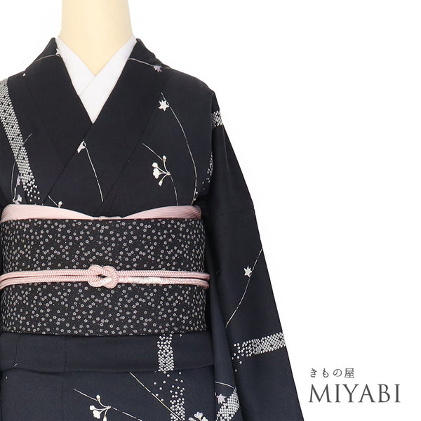 小紋 リサイクル 身丈161cm 裄67.2cm 袷 花柄 ブラック Lサイズ お洒落 カジュアル 正絹 広衿 Aランク