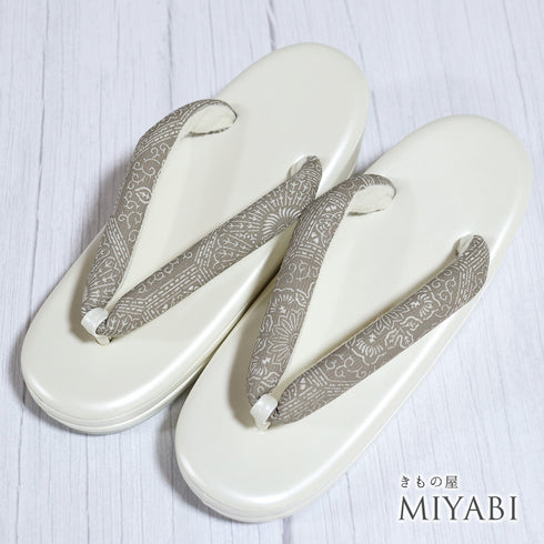 草履 新品 お洒落 ベージュ 新品・未使用品 松煙染