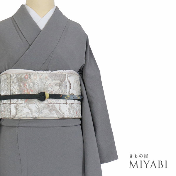 色無地 リサイクル 身丈156.5cm 裄65cm 袷 グレー Mサイズ お洒落 しつけ糸 正絹 広衿 地紋なし 未使用品