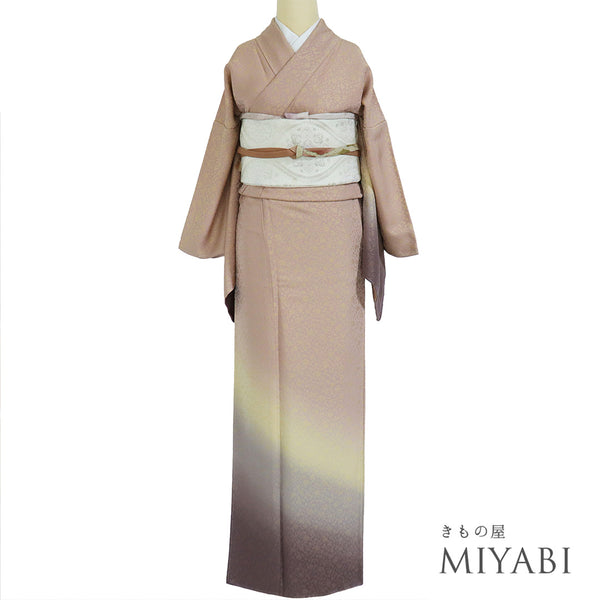 訪問着 リサイクル 身丈166.8cm 裄67.2cm 袷 花唐草模様 ぼかし柄 ピンク LLサイズ お洒落 しつけ糸 正絹 広衿 新品・未使用品