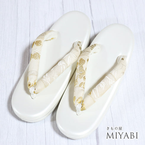 草履 新品 セミフォーマル ホワイト 新品・未使用品 山口美術織物監修