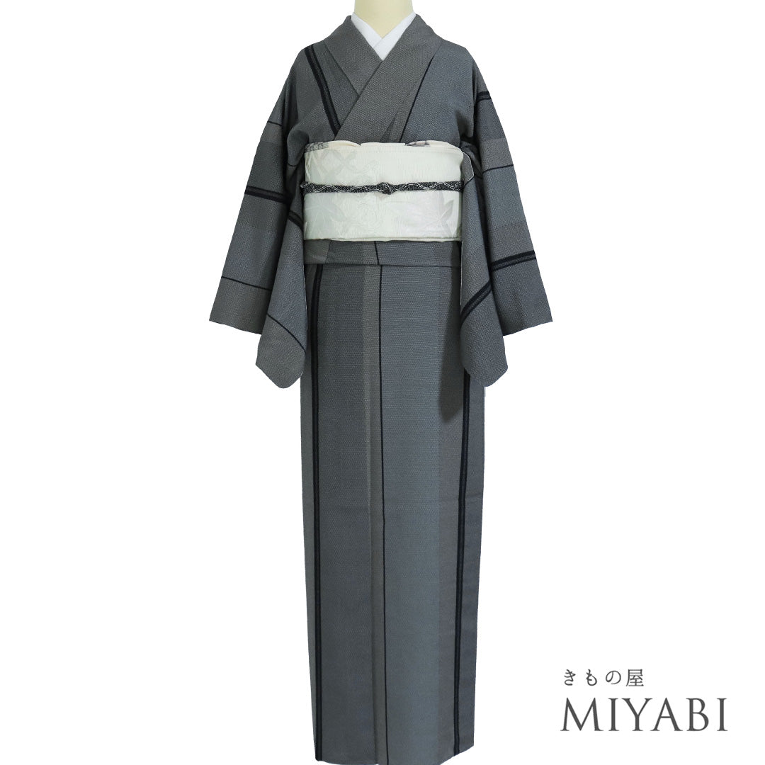 リサイクル着物 紬 単衣 身丈161cm 裄65.4cm 縞模様 後身頃居敷