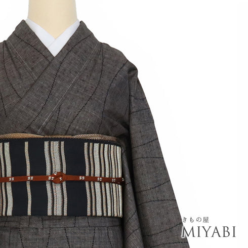 大島紬 リサイクル 身丈159.3cm 裄64cm 袷 立枠柄 ブラウン Mサイズ お洒落 カジュアル 証紙 しつけ糸 正絹 広衿 Sランク