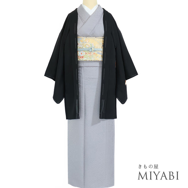 黒羽織 リサイクル 身丈82.5cm 裄63.8cm 袷 黒絵羽織 刺繍 ブラック Sサイズ セミフォーマル 一つ紋 正絹 Sランク