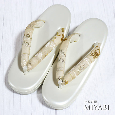 草履 新品 お洒落 ホワイト 新品・未使用品 山口美術織物館監修