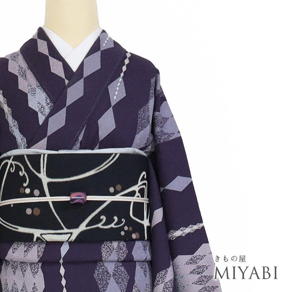 小紋 リサイクル 身丈152cm 裄64cm 袷 菱つなぎ柄 地紋 松本伸 パープル Sサイズ お洒落 カジュアル 正絹 バチ衿 Aランク