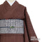 紬 リサイクル 身丈163.8cm 裄64cm 袷 竜巻絞り 刺繍 ブラウン Lサイズ お洒落 カジュアル しつけ糸 正絹 バチ衿 Sランク