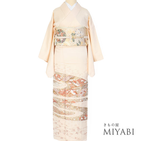 色留袖 リサイクル 身丈151cm 裄63.2cm 袷 扇面流し 金駒刺繍 箔加工 比翼無し ベージュ Sサイズ フォーマル セミフォーマル 一つ紋 正絹 広衿 Aランク