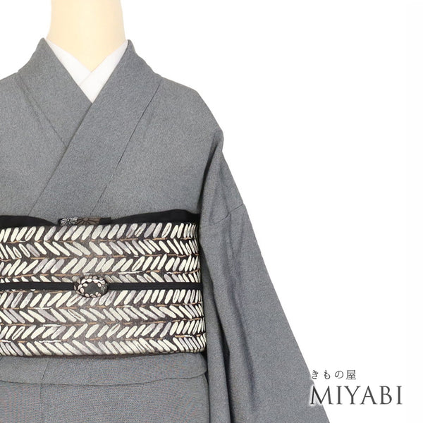 江戸小紋 リサイクル 身丈152.8cm 裄62.8cm 袷 小紋三役 伝統工芸士 保科信 ブラック Sサイズ セミフォーマル お洒落 一つ紋 正絹 広衿 Sランク