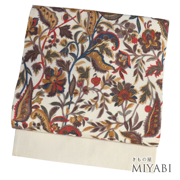 名古屋帯 リサイクル 帯丈374cm 六通 デザイン唐草柄 染め加工 アイボリー Mサイズ 正絹 Aランク お洒落 カジュアル