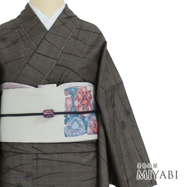 大島紬 リサイクル 身丈160.2cm 裄65cm 袷 小花柄 ブラウン Mサイズ お洒落 カジュアル しつけ糸 正絹 広衿 Sランク