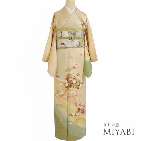 付下げ リサイクル 身丈159.5cm 裄66.4cm 袷 扇子や菊柄 金駒刺繍 箔 ゆったりサイズ オレンジ Mサイズ セミフォーマル お洒落 正絹 広衿 Sランク