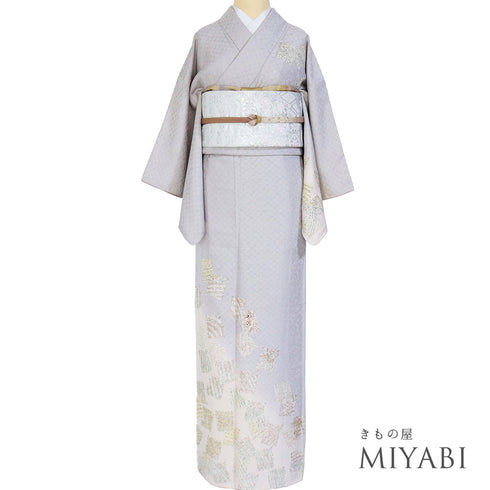 付下げ リサイクル 身丈153.8cm 裄63.6cm 袷 たたき色紙散らしに小花の刺繍 地紋 パールトーン加工 グレー Sサイズ セミフォーマル お洒落 正絹 広衿 Sランク