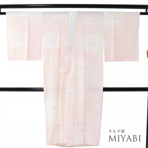 長襦袢 リサイクル 長襦袢 身丈125.5cm 裄67.2cm 袷 エ霞の地紋柄 半衿なし 後身頃居敷当て付き ピンク Lサイズ 正絹 袖無双 Sランク