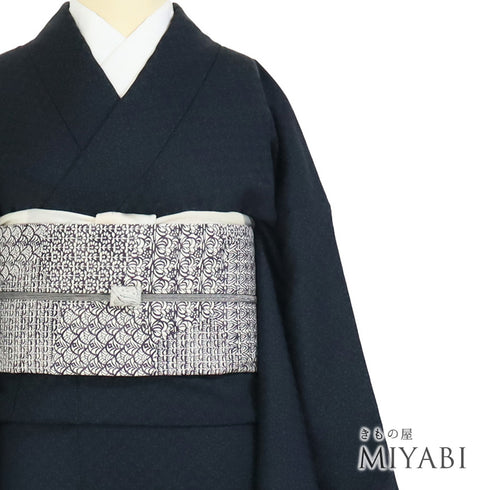 紬 リサイクル 身丈164cm 裄65cm 袷 市松地紋にあられ柄 朱光 パールトーン加工 ネイビー Lサイズ お洒落 落款 正絹 広衿 Sランク