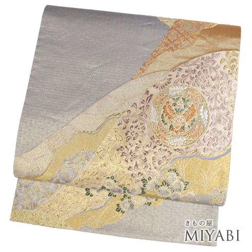 袋帯 リサイクル 帯丈432cm 六通 山重正倉文 華文や花唐草柄 グレー Sサイズ 正絹 Sランク フォーマル セミフォーマル