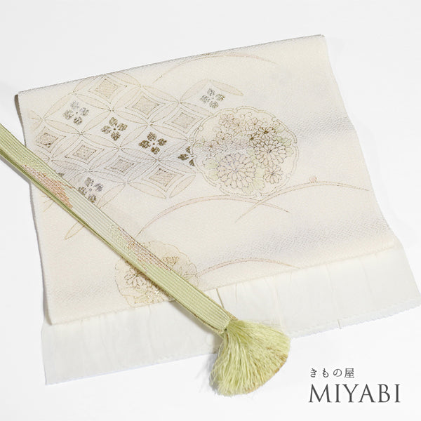 帯締め・帯揚げセット リサイクル お洒落 平組紐 ちりめん 多色 正絹 未使用品 ちりめん