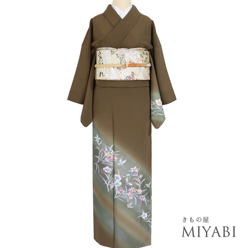 付下げ リサイクル 身丈158.5cm 裄63.2cm 袷 花柄 草野一騎 ブラウン Mサイズ セミフォーマル お洒落 正絹 広衿 Sランク