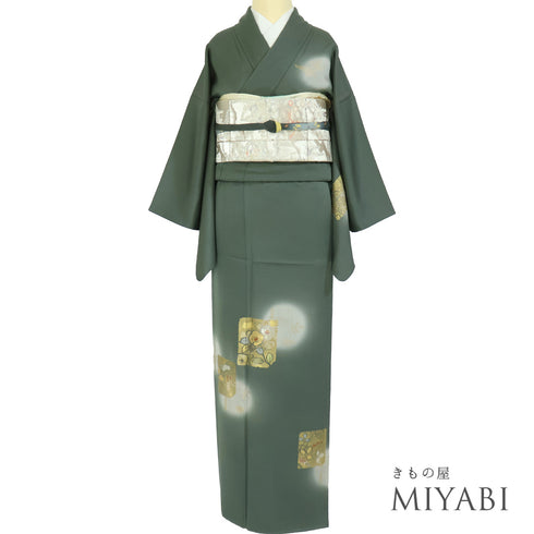 訪問着 リサイクル 身丈154cm 裄64cm 袷 色紙に椿や松や花柄 グリーン Sサイズ お洒落 正絹 広衿 Sランク