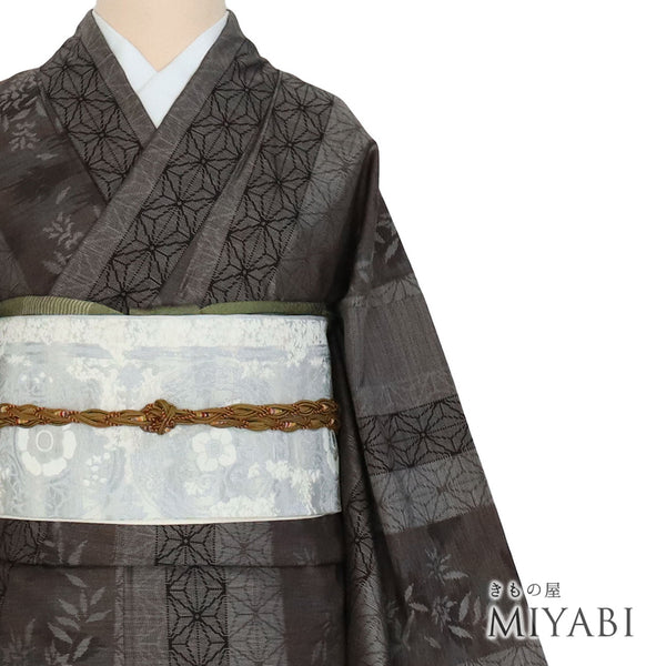 紬 リサイクル 身丈169.4cm 裄66.6cm 袷 麻の葉模様 草花柄 ブラウン LLサイズ カジュアル お洒落 しつけ糸 正絹 広衿 Sランク