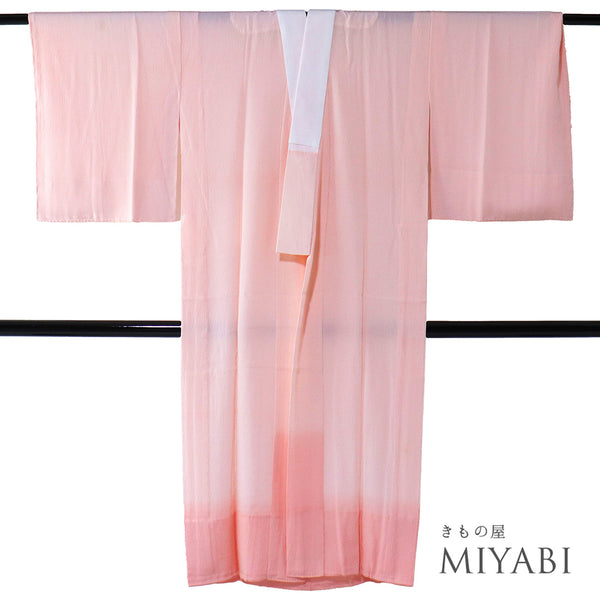 長襦袢 リサイクル 長襦袢 身丈133.5cm 裄64.4cm 袷 裾ぼかし柄 ピンク Sサイズ 正絹 袖無双 Sランク