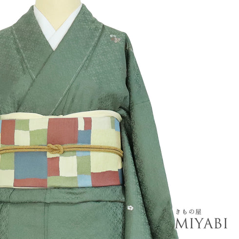 小紋 リサイクル 身丈小紋 リサイクル 身丈156.5cm 裄64.4cm 袷 松葉模様 小花柄刺繍 ガード加工 地紋 グリーン Mサイズ お洒落 しつけ糸 正絹 広衿 Sランク 裄64.4cm 袷 松葉模様 小花柄刺繍 ガード加工 地紋 グリーン Mサイズ お洒落 しつけ糸 正絹 広衿 Sランク