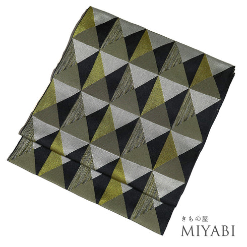 名古屋帯 リサイクル 帯丈368cm 全通 八寸 鱗柄 多色 Mサイズ ポリエステル Sランク カジュアル お洒落