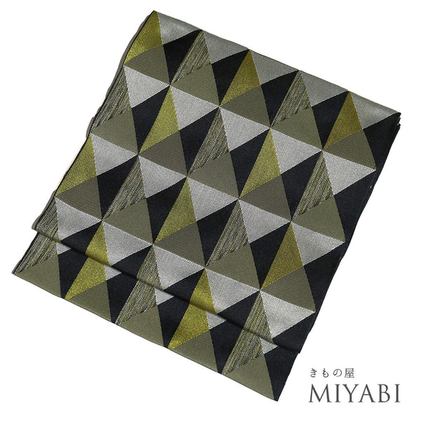 名古屋帯 リサイクル 帯丈368cm 全通 八寸 鱗柄 多色 Mサイズ ポリエステル Sランク カジュアル お洒落