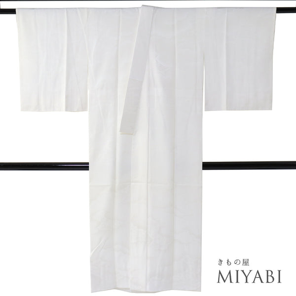 長襦袢 リサイクル 長襦袢 身丈130.7cm 裄64.6cm 袷 雲取り柄 地紋 ホワイト Mサイズ しつけ糸 正絹 Aランク