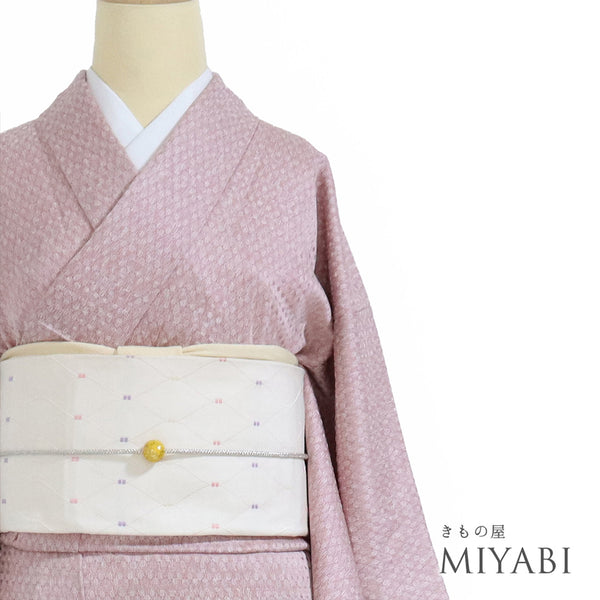 小紋 リサイクル 身丈155.8cm 裄62.4cm 袷 地紋 菱柄 ピンク Mサイズ お洒落 カジュアル 正絹 広衿 Sランク