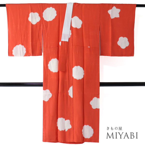 長襦袢 リサイクル 身丈126.5cm 裄64.8cm 袷 梅や菊柄 地紋 絞り オレンジ Mサイズ お洒落 正絹 Sランク