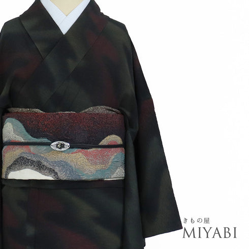 小紋 リサイクル 身丈159cm 裄65.5cm 単衣 流水ぼかし柄 グリーン Mサイズ お洒落 一つ紋 不明 広衿 Aランク