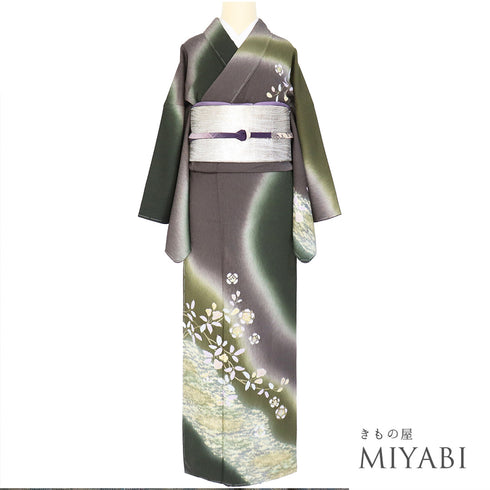 訪問着 リサイクル 身丈157.7cm 裄67.6cm 袷 花柄 ぼかし 絞り 金駒刺繍 グリーン Mサイズ お洒落 落款 しつけ糸 正絹 広衿 Aランク