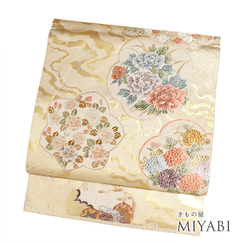 袋帯 リサイクル 帯丈440cm 六通 牡丹に菊や桜柄 刺繍 ゴールド Mサイズ 正絹 Sランク フォーマル セミフォーマル