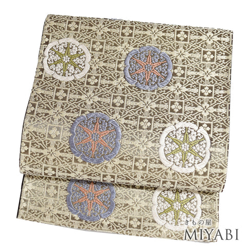 袋帯 リサイクル 帯丈436cm 六通 華紋 唐織 刺繍 ゴールド Mサイズ 正絹 Sランク フォーマル セミフォーマル
