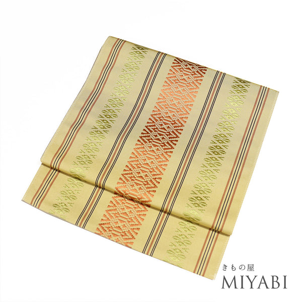 名古屋帯 リサイクル 帯丈365cm 全通 献上柄 イエロー Mサイズ 正絹 Sランク カジュアル お洒落