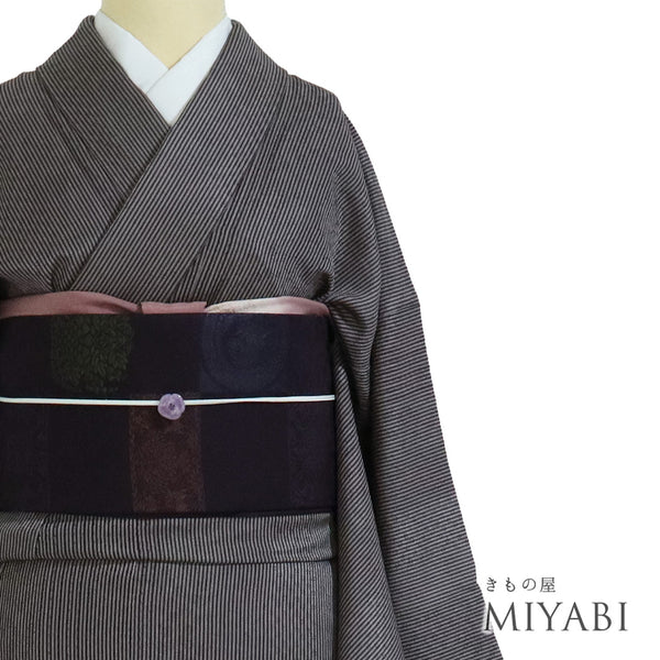 小紋 リサイクル 身丈158cm 裄65.3cm 袷 縦縞模様 地紋 ガード加工 パープル Mサイズ お洒落 正絹 広衿 Sランク