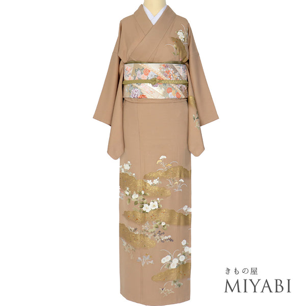 訪問着 リサイクル 身丈155.5cm 裄62.8cm 袷 花柄 雲取り柄 箔 刺繍 ブラウン Mサイズ お洒落 正絹 広衿 Sランク