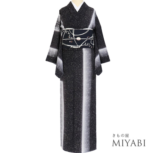 小紋 リサイクル 身丈154.5cm 裄65.2cm 袷 付下げ小紋 のり散らしに帆船柄 鳥模様 ブラック Sサイズ お洒落 しつけ糸 正絹 広衿 未使用品